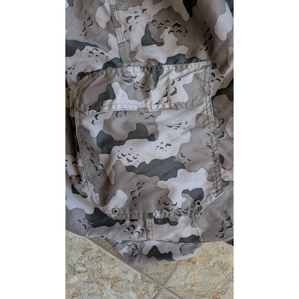 Simms Solarflex Men's 38-40 Unlined Fishing Swim Beach Board Shorts Gray Camo